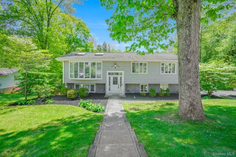 Homes For Sale - 53 Tanager Road<br/> Mahopac, NY 10541