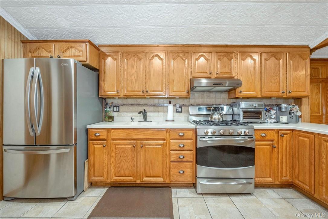 143D Edgewater Park D