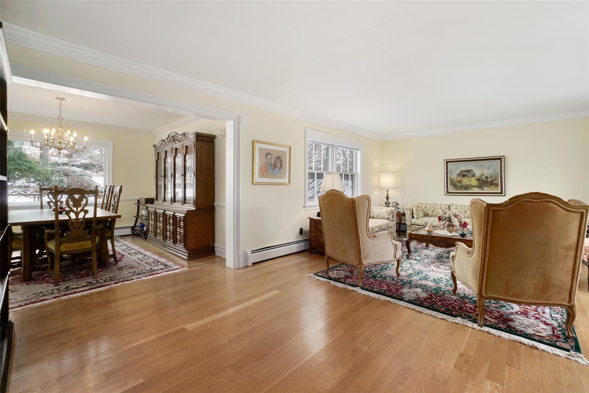 62 Sprain Valley Road