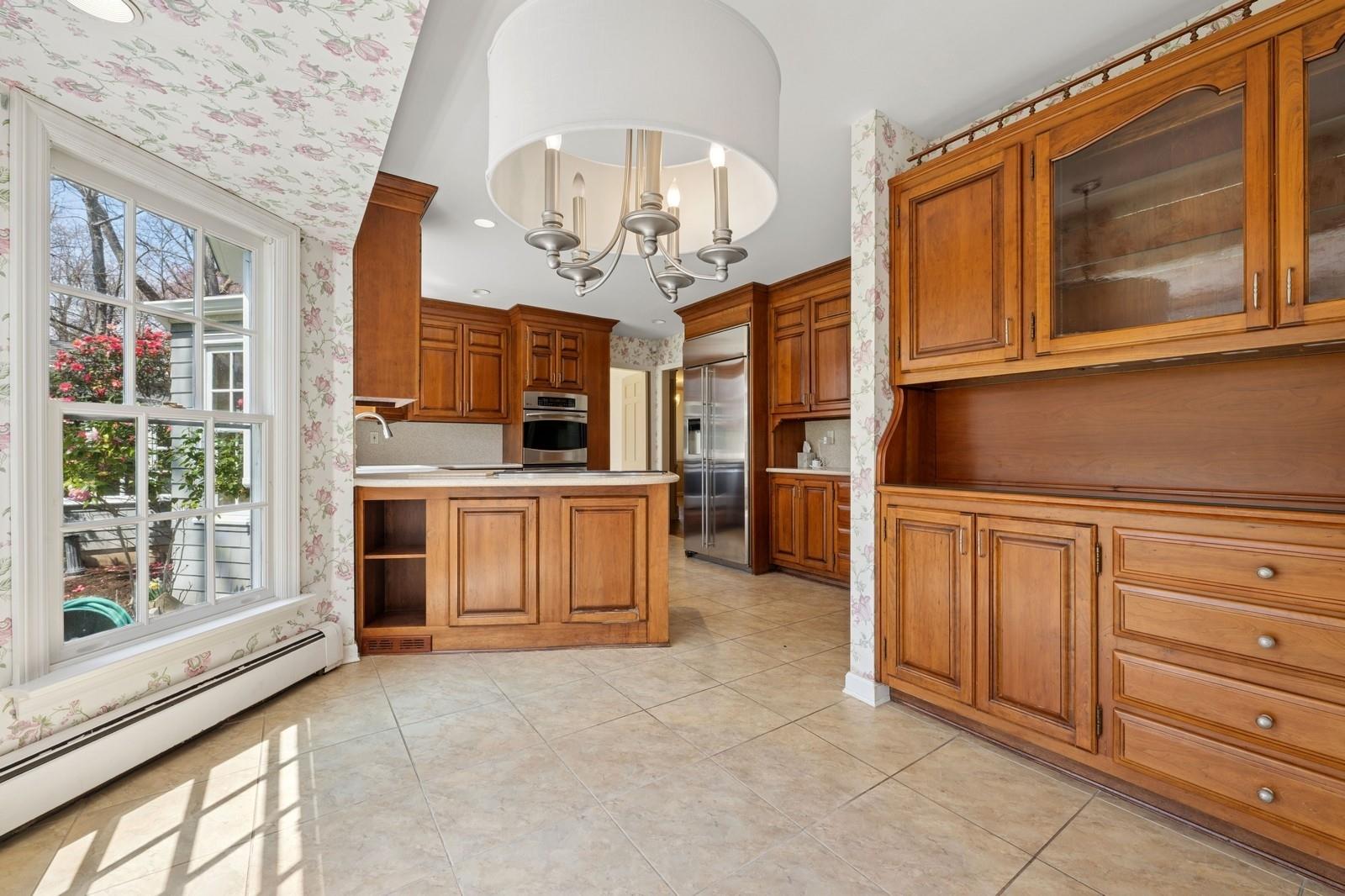 22 Druid Hill Road, Port Jefferson, New York image 13
