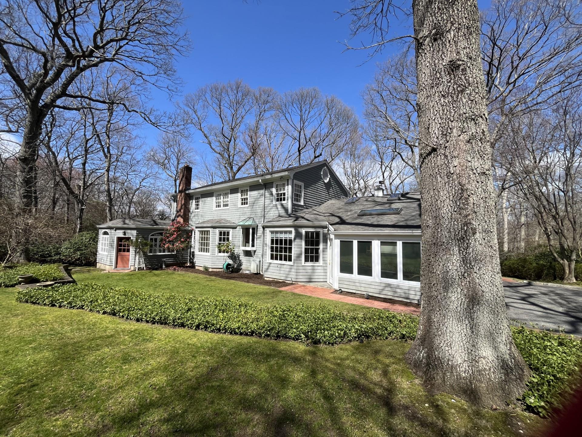 22 Druid Hill Road, Port Jefferson, New York image 2