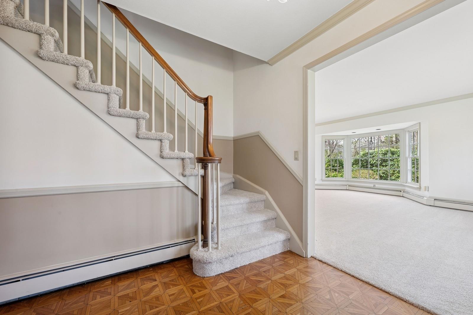 22 Druid Hill Road, Port Jefferson, New York image 8