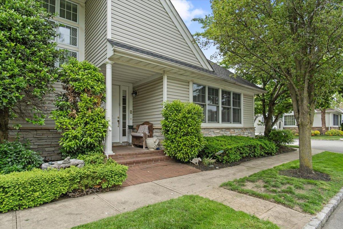 161 Harbor View Drive, Port Washington, New York image 1