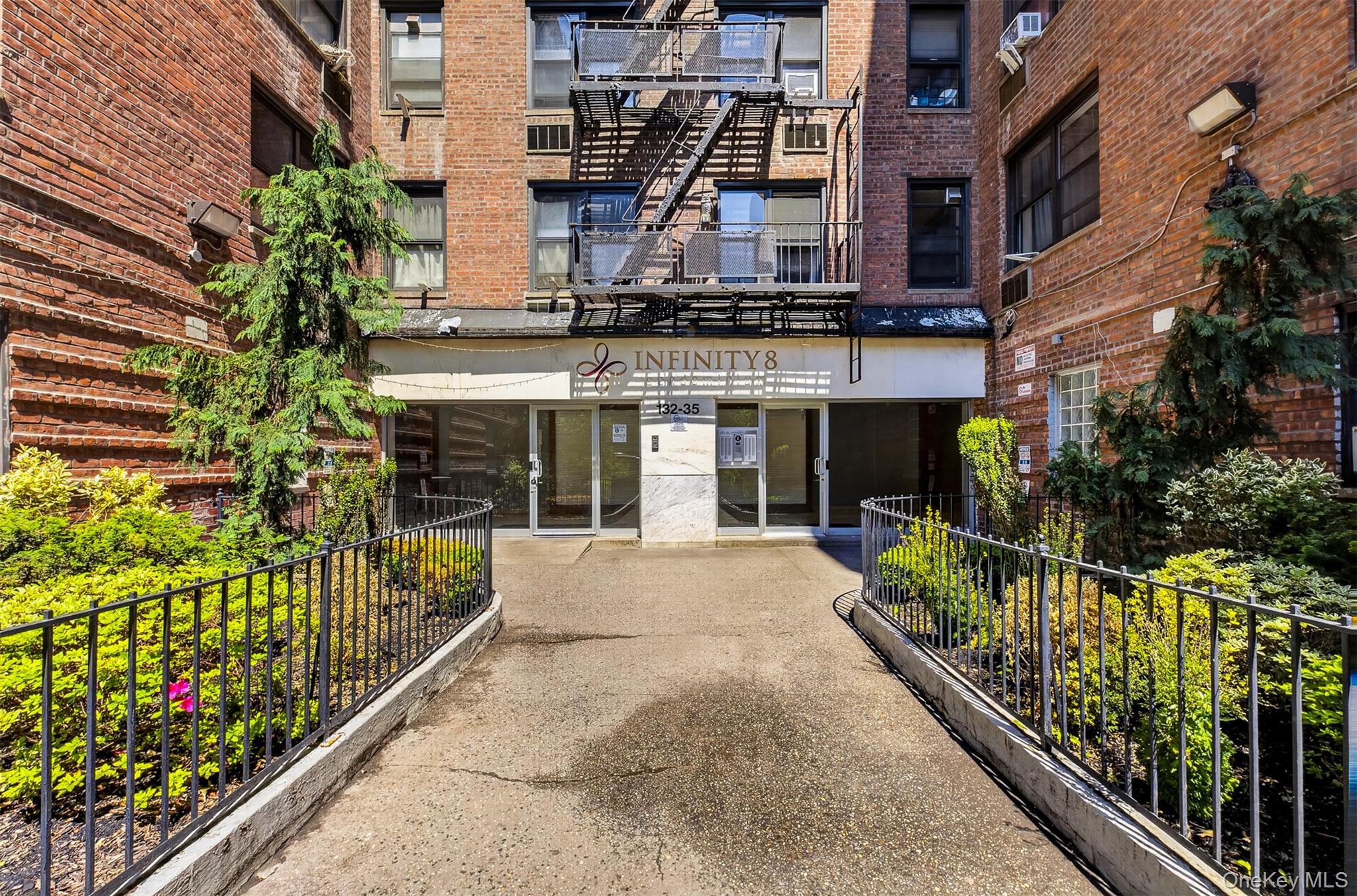 132-35 Sanford Avenue 408
