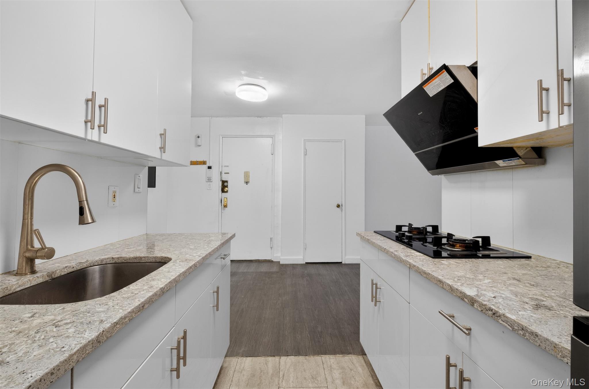 132-35 Sanford Avenue 408