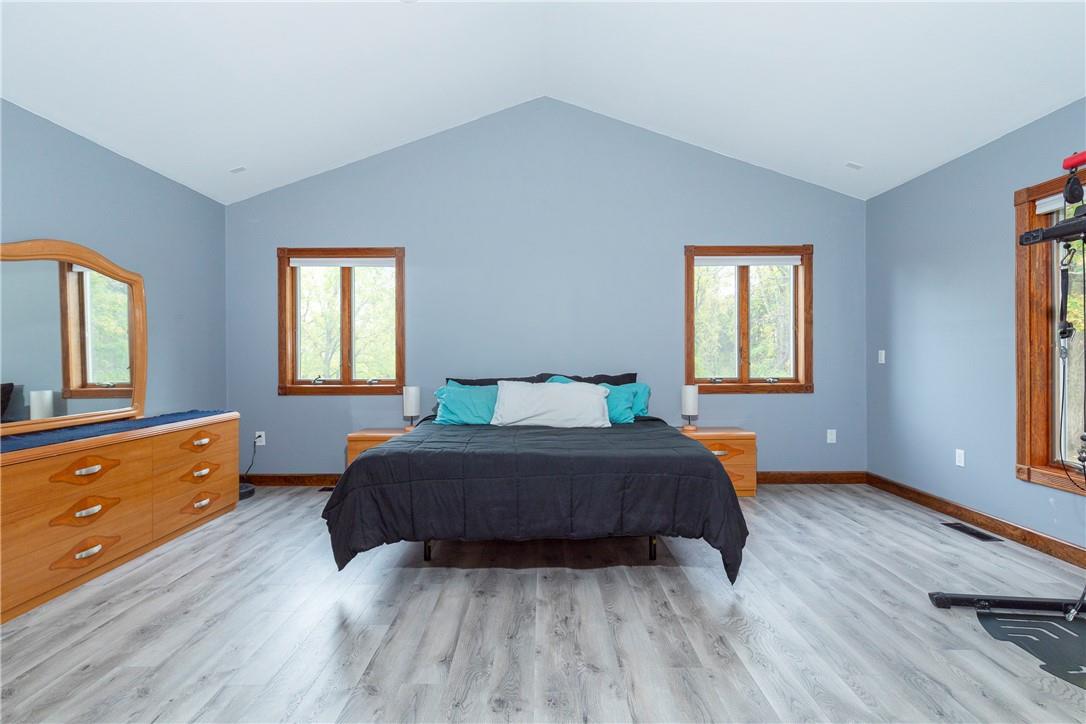 22 SW Walnut Grove Farm Road, Saugerties, New York image 13