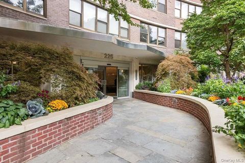 225 E 36th Street 15C New York (Manhattan) NY 10016