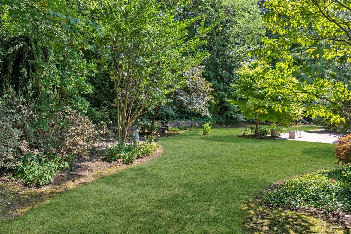 7 Fieldstone Lane, Great Neck, New York image 29