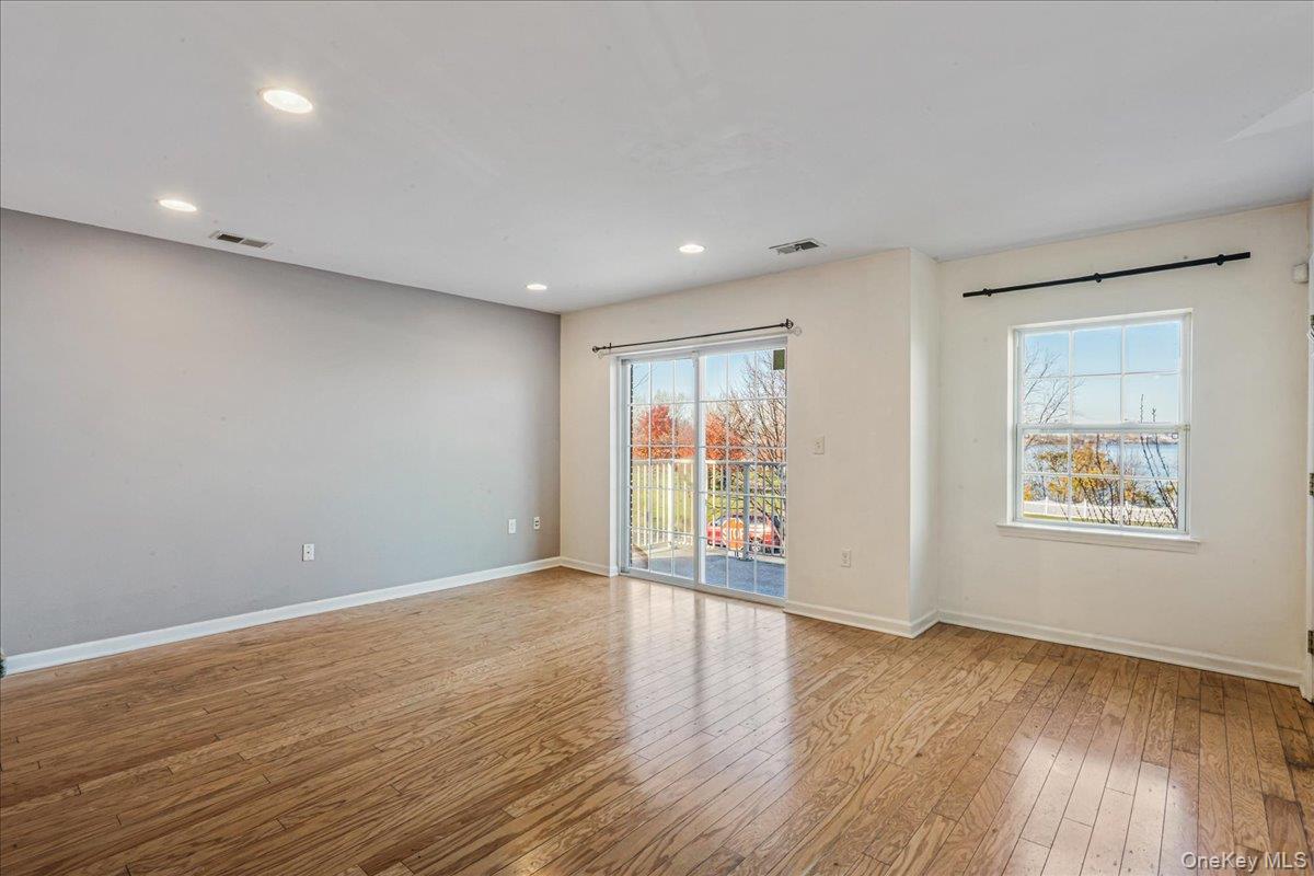 122-16 Powells Cove Boulevard 123