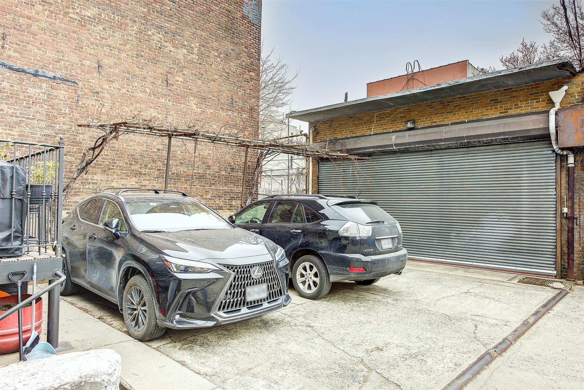 31-73 41 Street