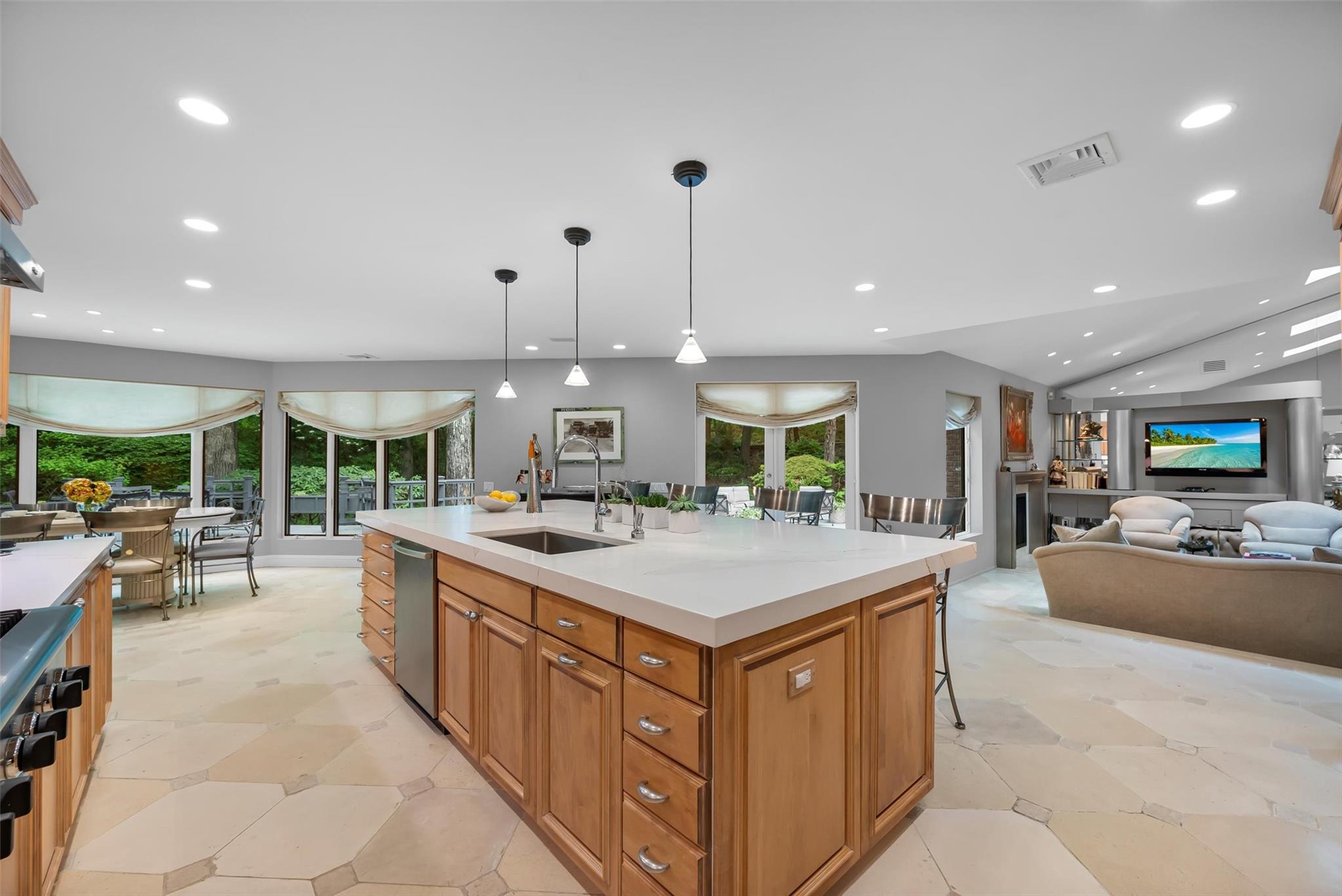 9 Patriot Court, New City, New York image 7