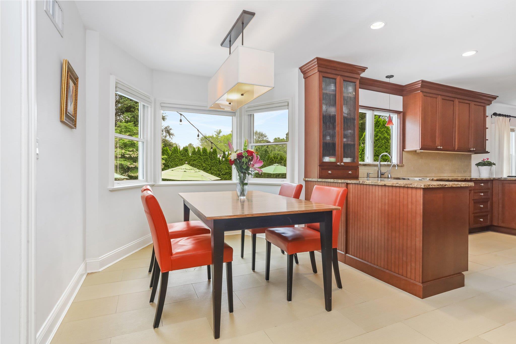 35 Rockwood Place, New Rochelle, New York image 11