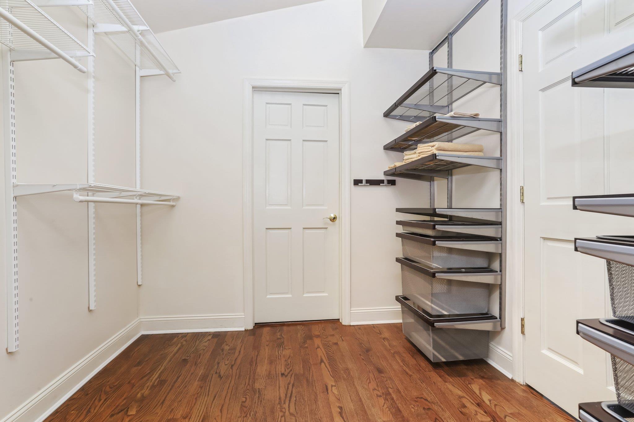 35 Rockwood Place, New Rochelle, New York image 19