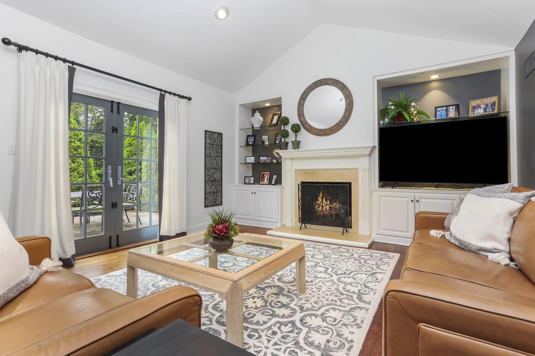 35 Rockwood Place, New Rochelle, New York image 13