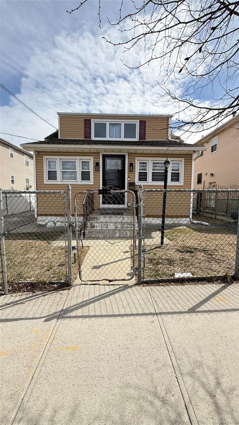Multifamily For Sale - 147-15 223rd Street<br/> Springfield Gardens, NY 11413