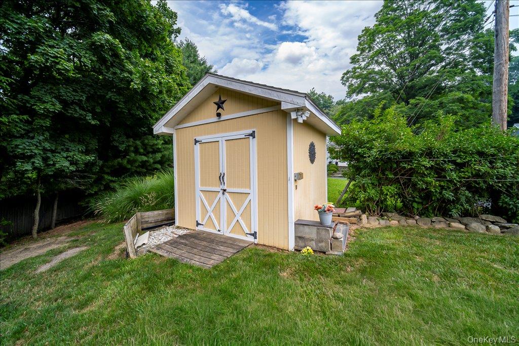 17 Brian Road - Photo 2