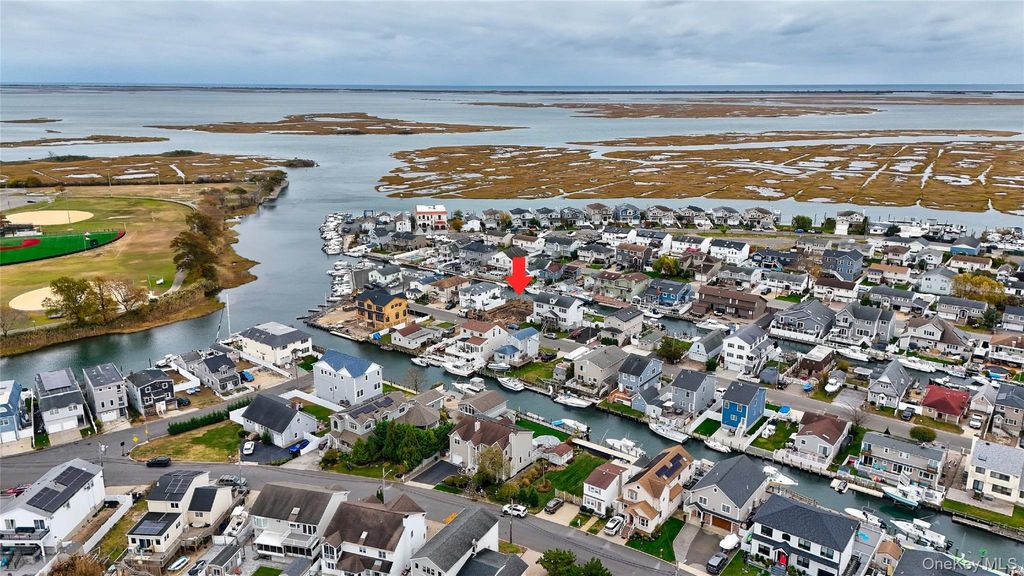 Photo of 3668 Naomi Street, Seaford, NY 11783 (MLS # 928087)