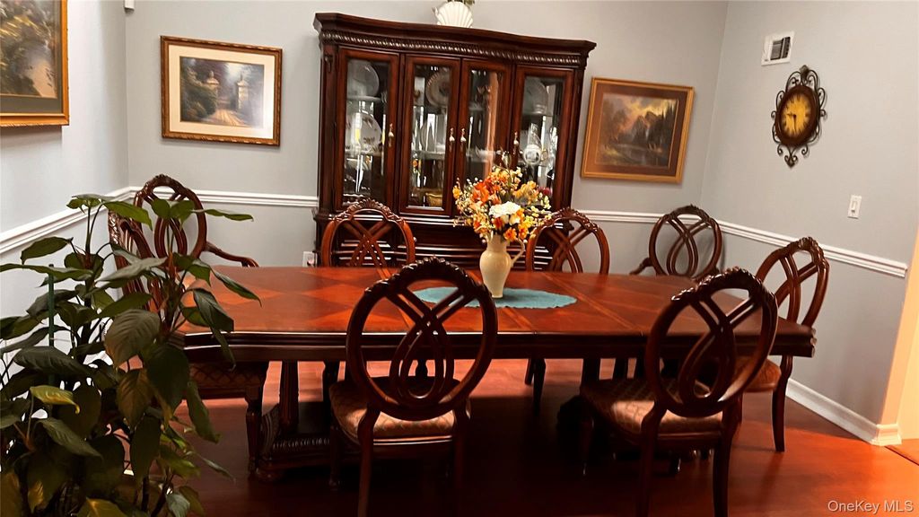 Photo of 104 Glenn Drive, Ridge, NY 11961 (MLS # 992607)