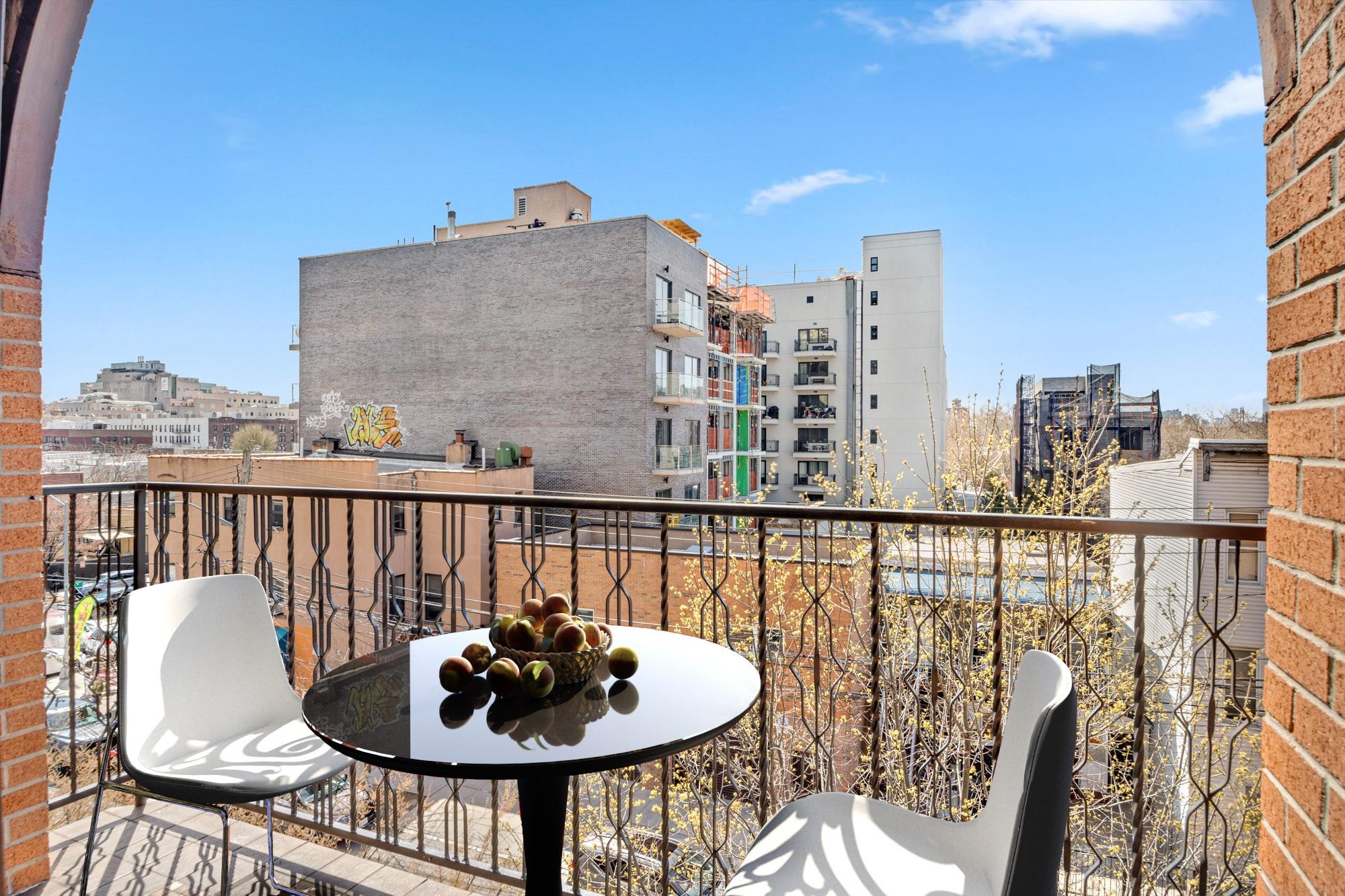 14-43 28th Avenue Ave #4H, Astoria, New York image 2