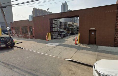 Photo of 9-16 38th Avenue, Long Island City, NY 11101 (MLS # 963019)