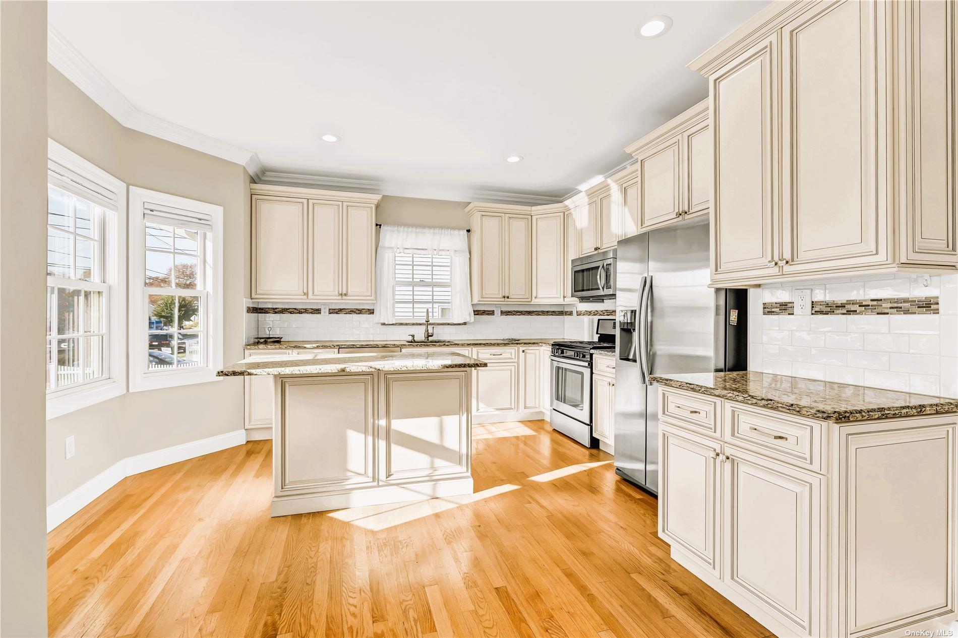 2461 Williams Court, Bellmore, New York image 25