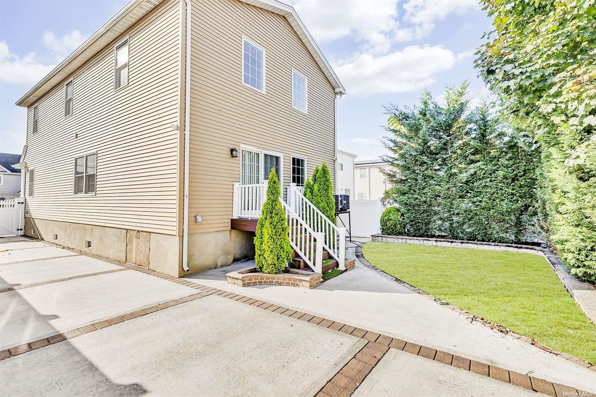 2461 Williams Court, Bellmore, New York image 3