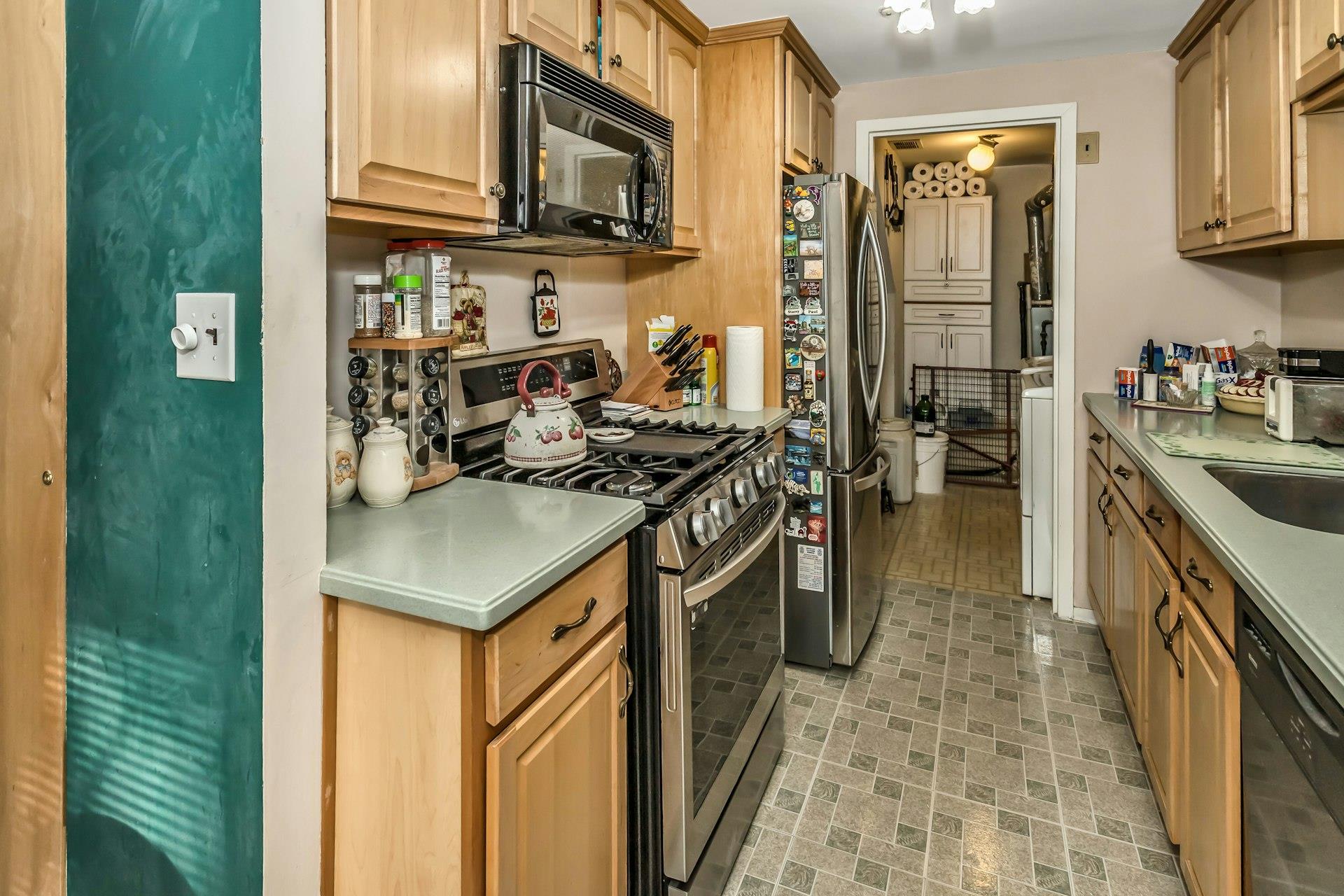144 Golf Lane, Medford, New York image 8