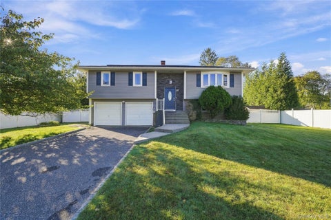 Photo of 37 Barbara Avenue, Port Jefferson Station, NY 11776 (MLS # 1067474)