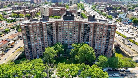 Homes For Sale - 61-20 Grand Central Parkway #B 706<br/> Forest Hills, NY 11375