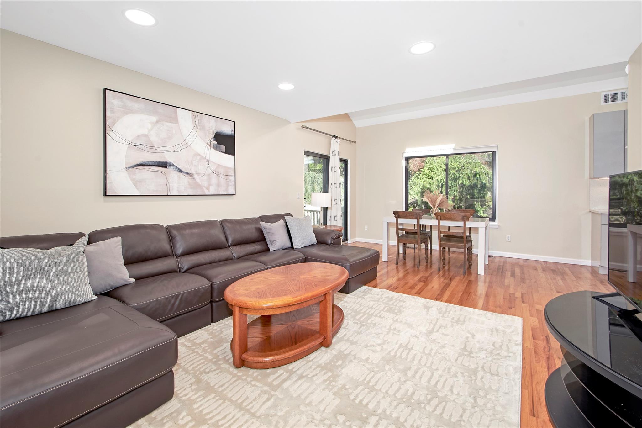 7 High Point Circle, Chappaqua, New York image 16