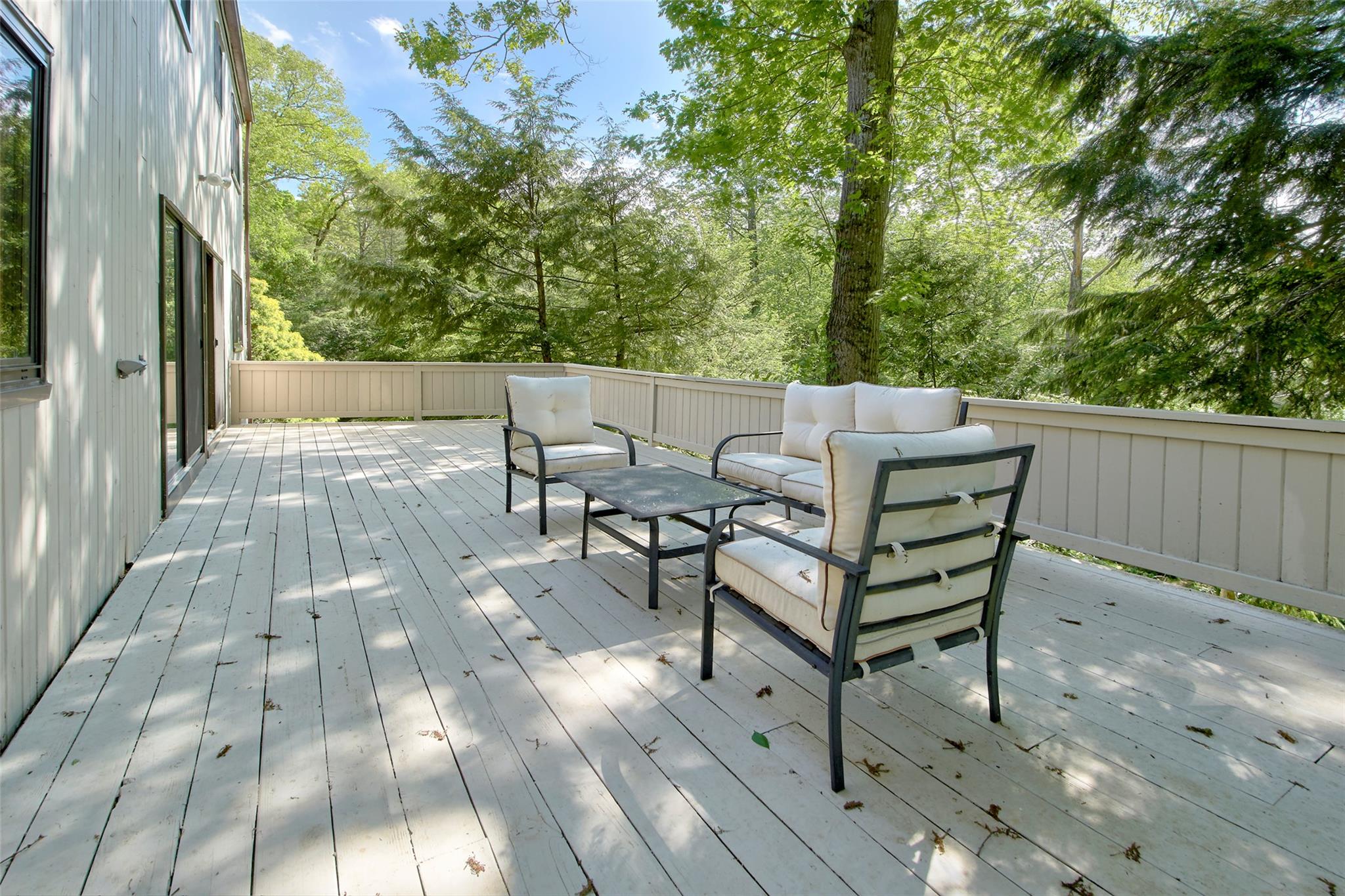 7 High Point Circle, Chappaqua, New York image 30