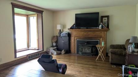 Poughkeepsie, New York 12603, United States, 4 Bedrooms Bedrooms, ,3 BathroomsBathrooms,Residential,Active,198609