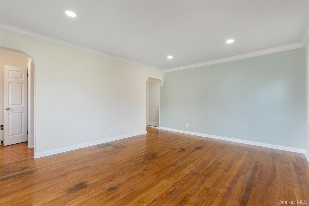Photo of 48 Milburn Avenue, Hempstead, NY 11550 (MLS # 1053136)