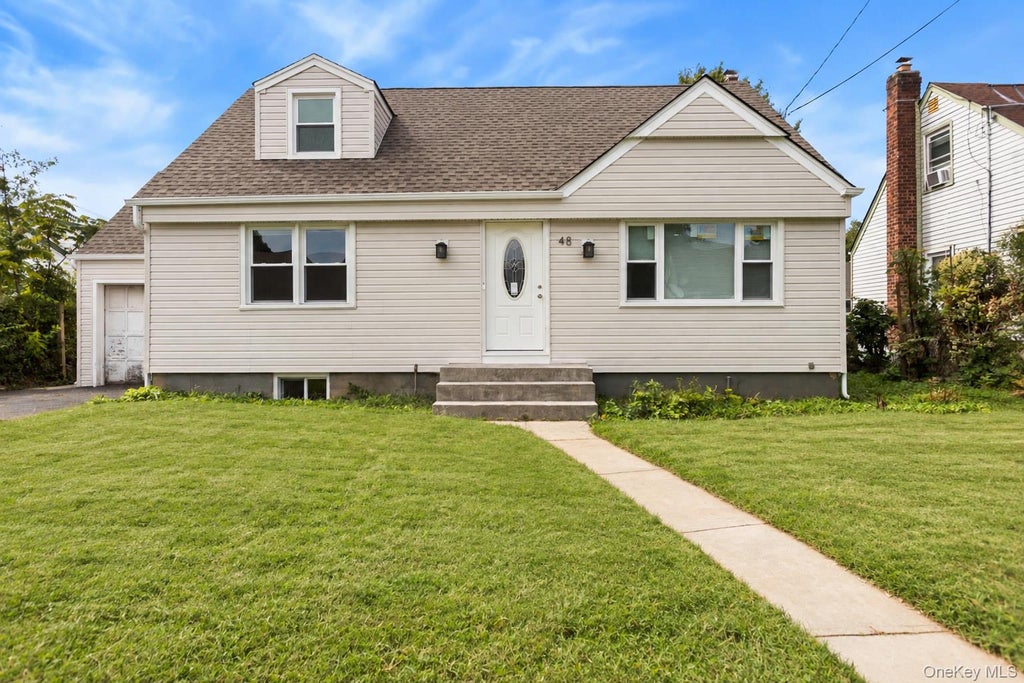 Photo of 48 Milburn Avenue, Hempstead, NY 11550 (MLS # 1053136)