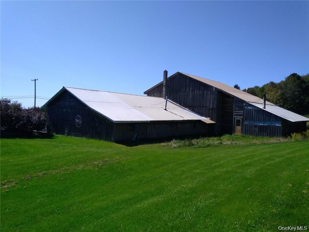 79 Elk Point Road 83