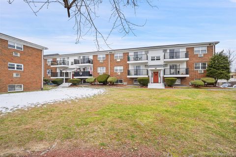 Homes For Sale - 1548 Route 9 #7B<br/> Wappingers Falls, NY 12590