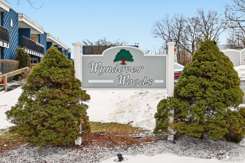 Photo of 1 Wyndover Woods Lane #2, White Plains, NY 10603 (MLS # 965972)