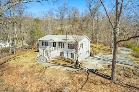 36 Colabaugh Pond Road, Croton-On-Hudson, NY 10520 - MLS#: 846197