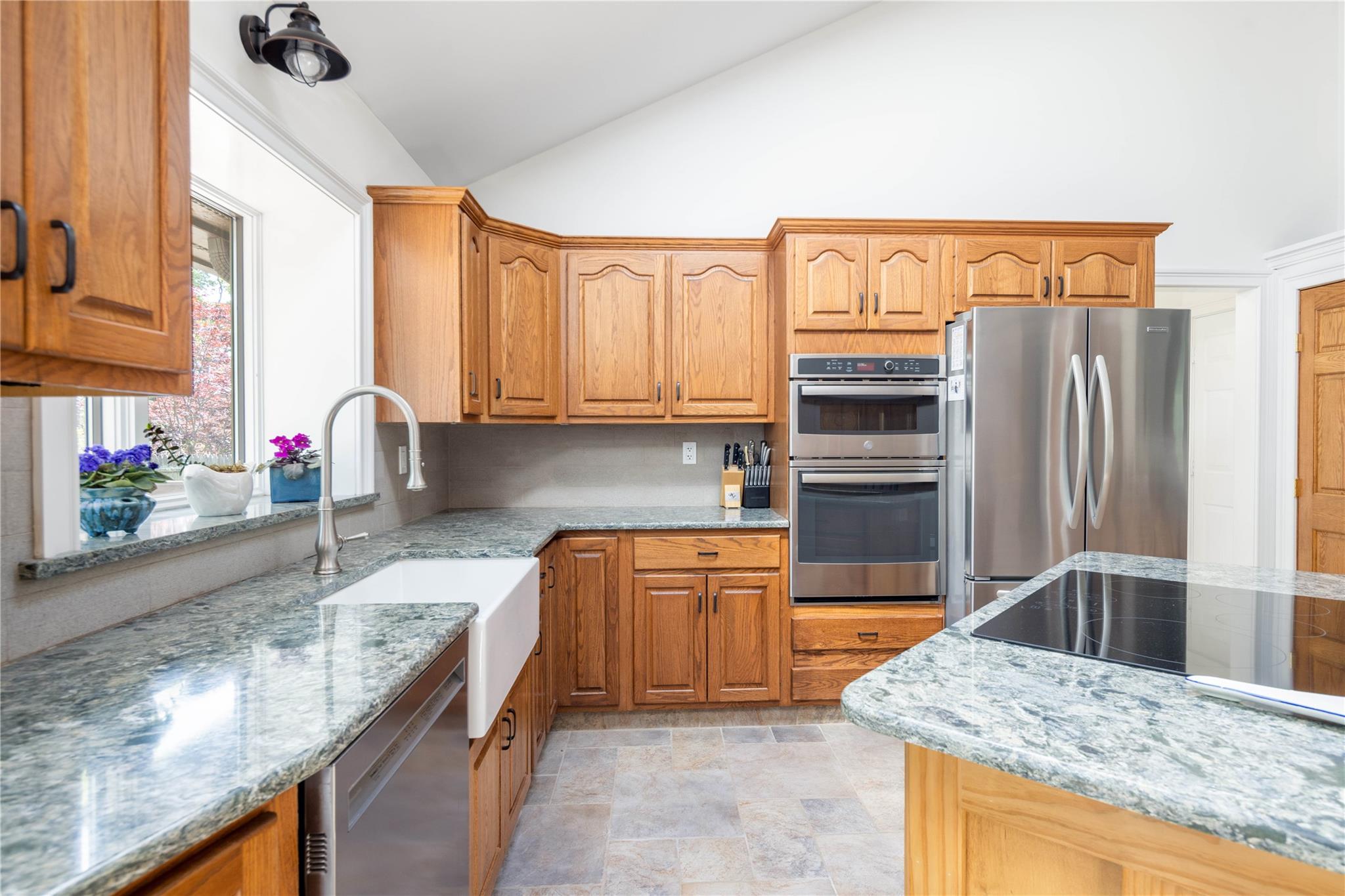 82 Trout Brook Lane, Aquebogue, New York image 5