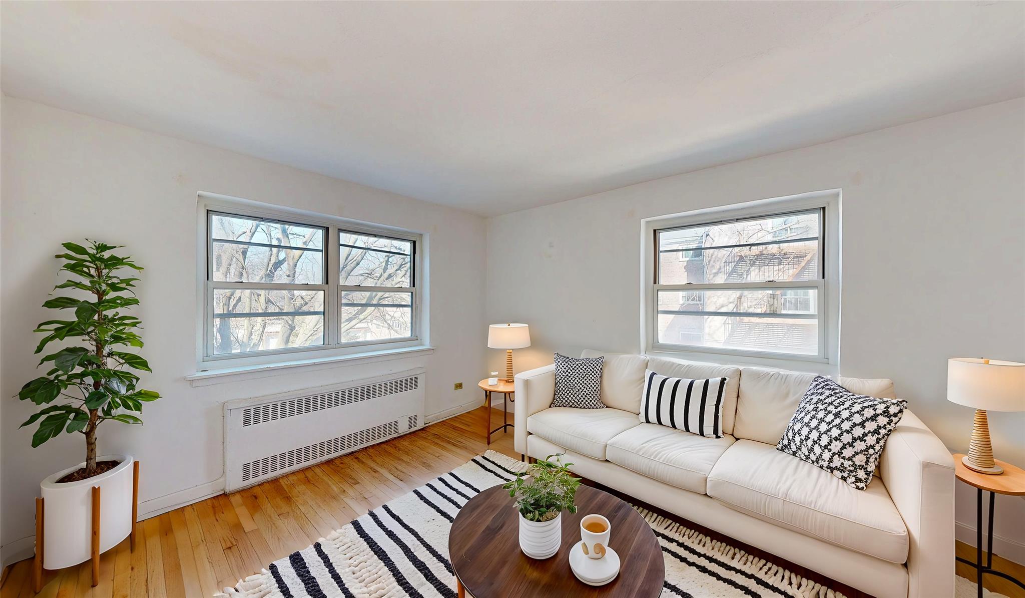 Rental Property at 66th Avenue Ave 2C, Forest Hills, Queens, NY - Bedrooms: 1 
Bathrooms: 1 
Rooms: 4  - $2,100 MO.
