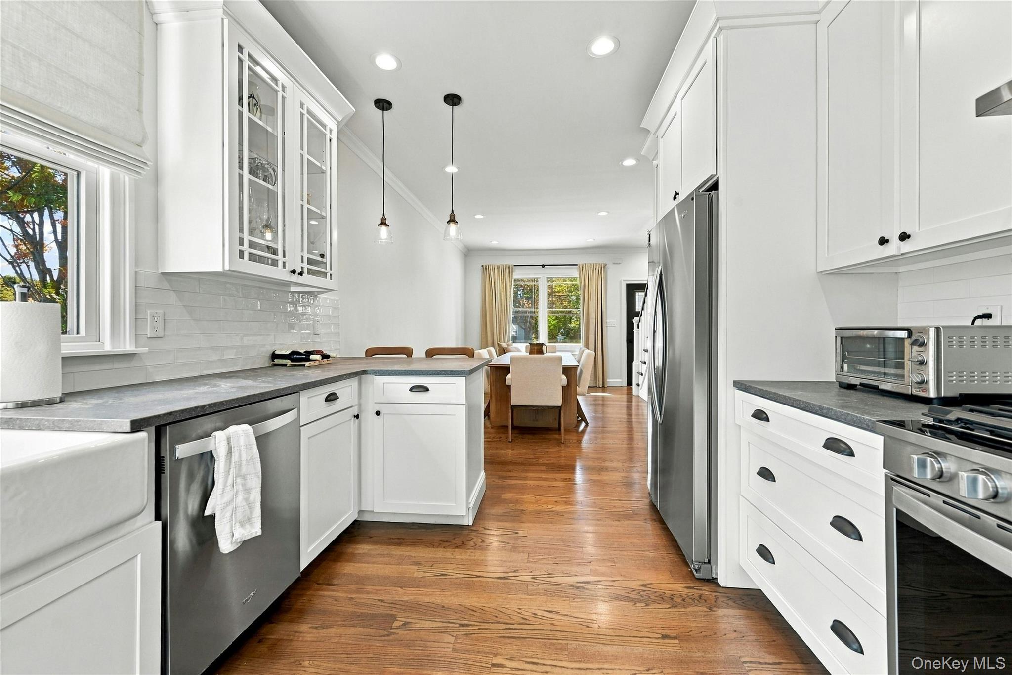 174 Manor Lane