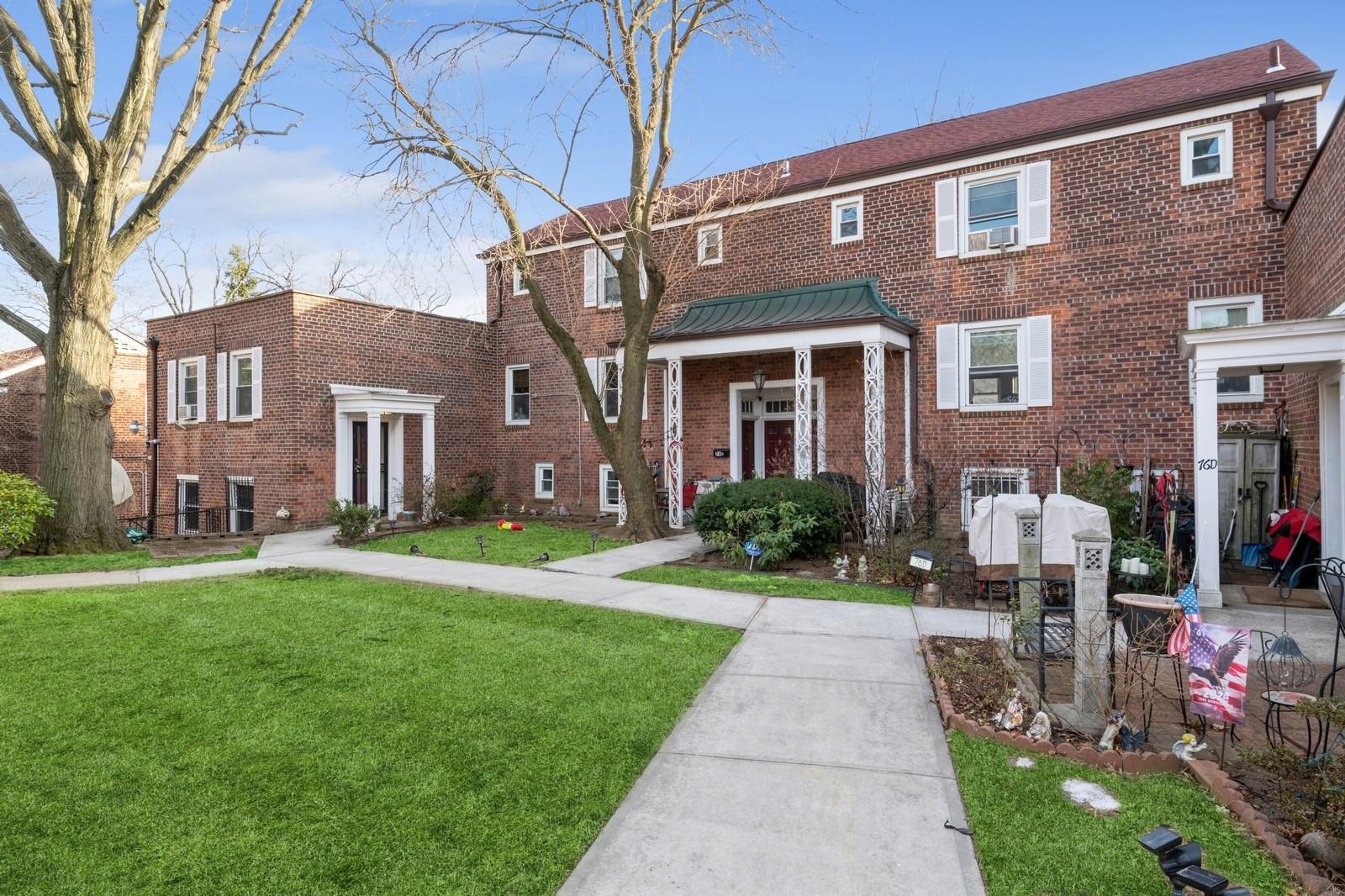 144-70 Village Road #76GB, Jamaica, New York image 1