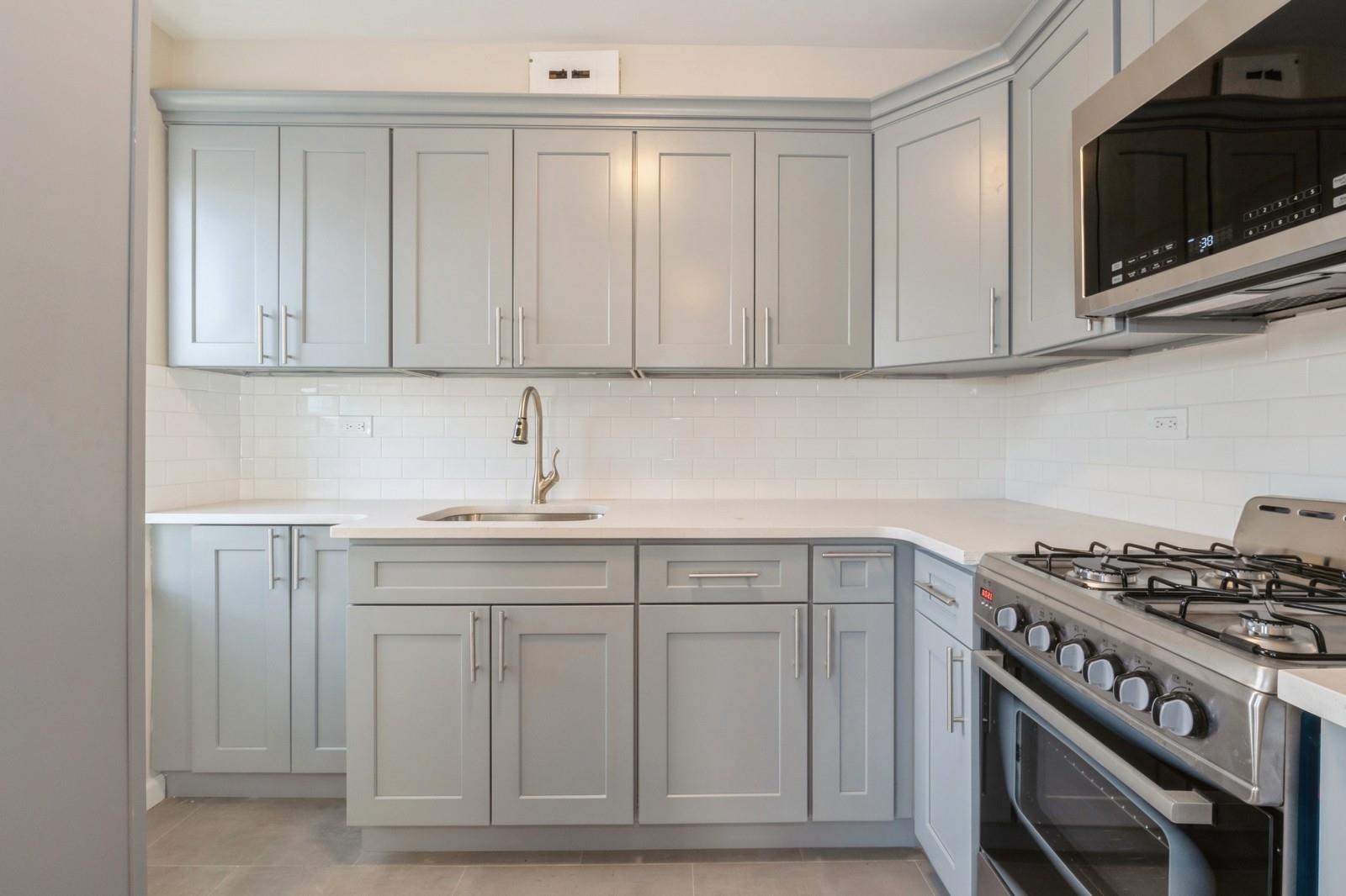 144-70 Village Road #76GB, Jamaica, New York image 6