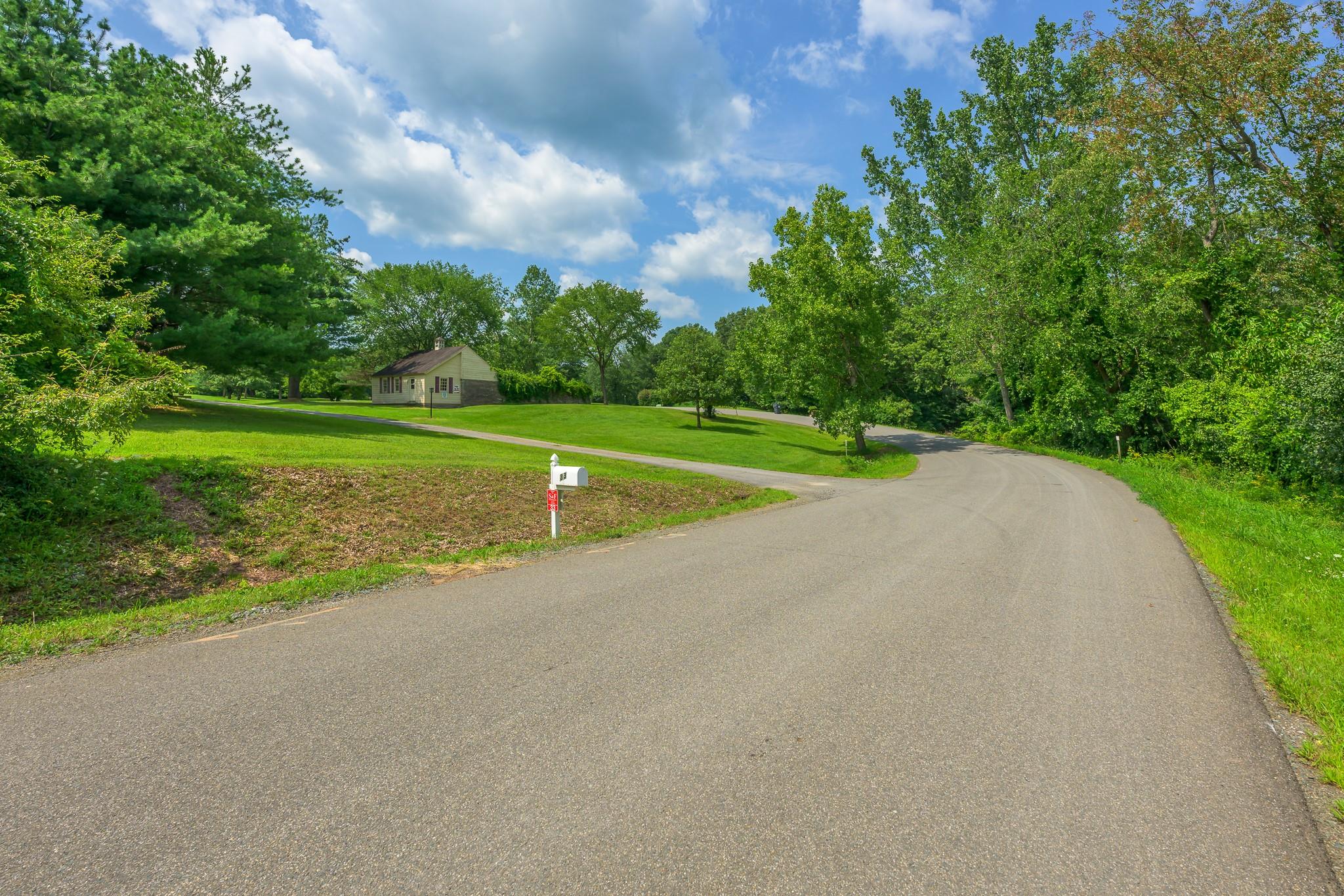33 Wildflower Road Rd, Kinderhook, New York image 5