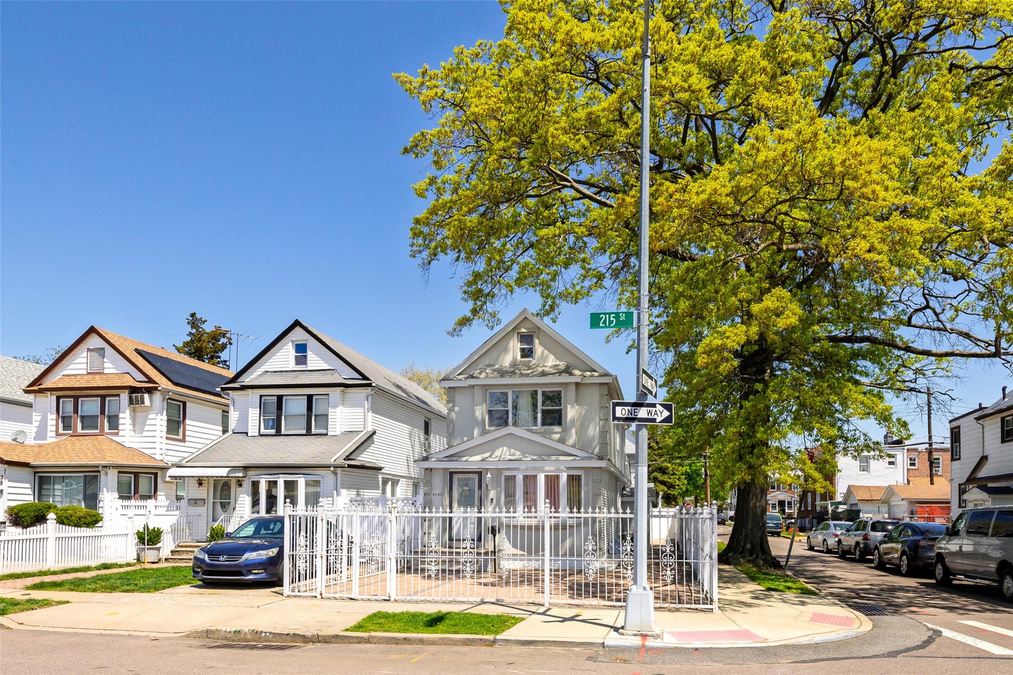 92-43 215th Street, Queens Village, New York image 5