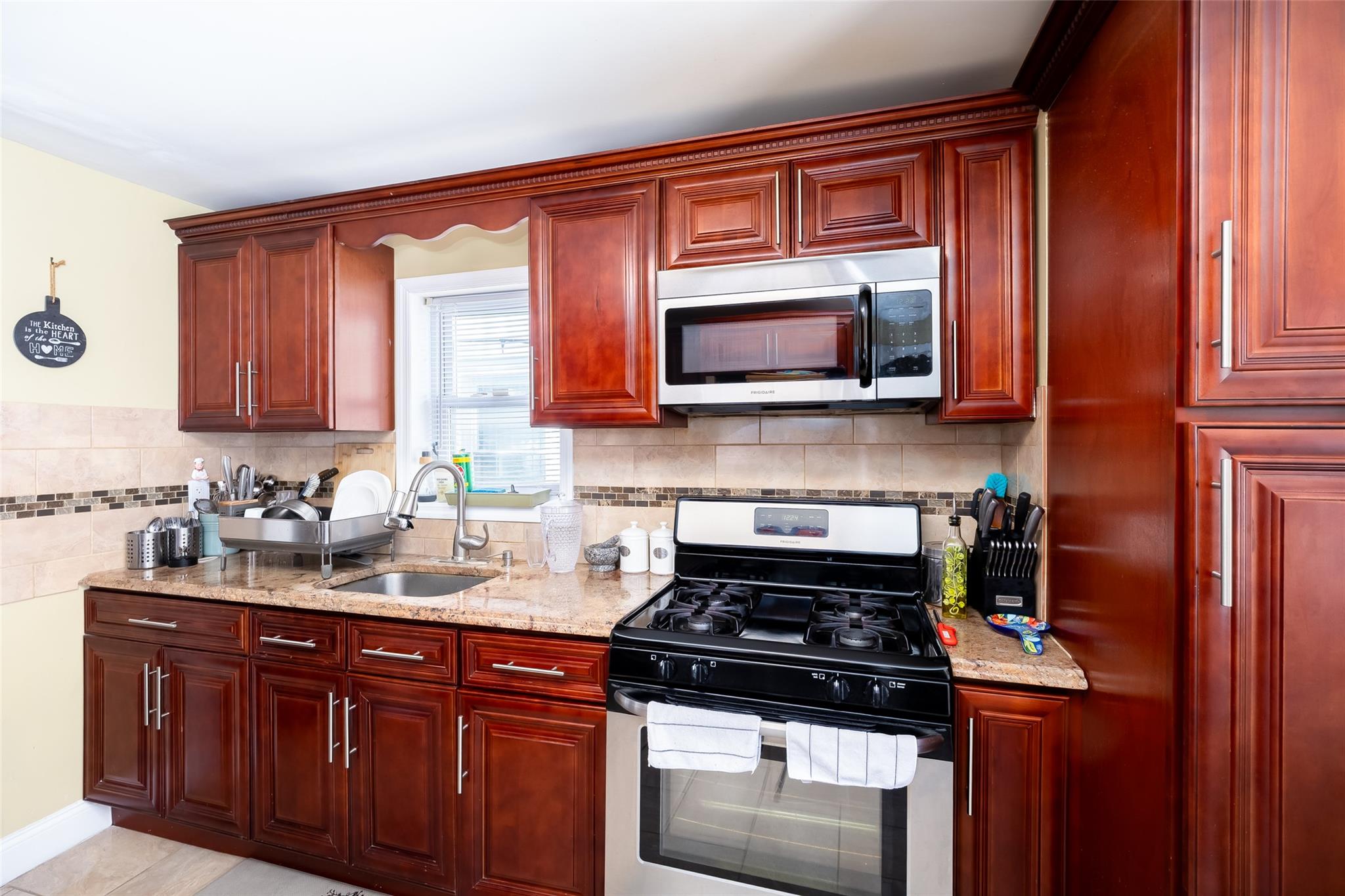 92-43 215th Street, Queens Village, New York image 17