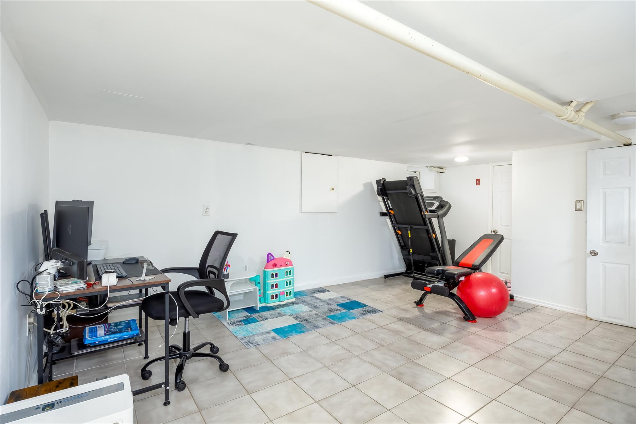 92-43 215th Street, Queens Village, New York image 21