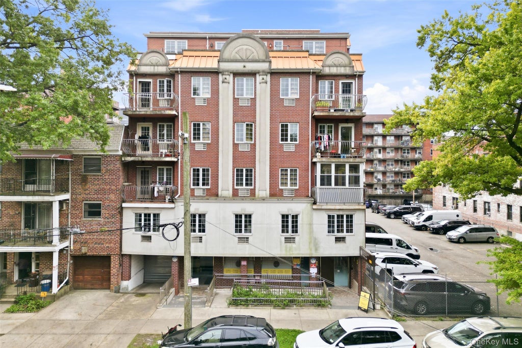 Photo of 143-36 37th Avenue #5A, Flushing, NY 11354 (MLS # 1058320)