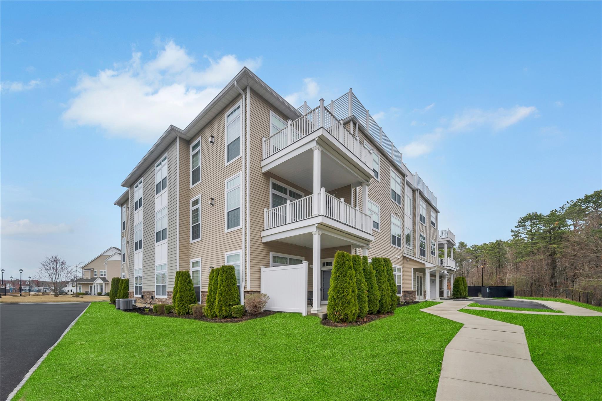 125 Halley Drive, Blue Point, New York image 5