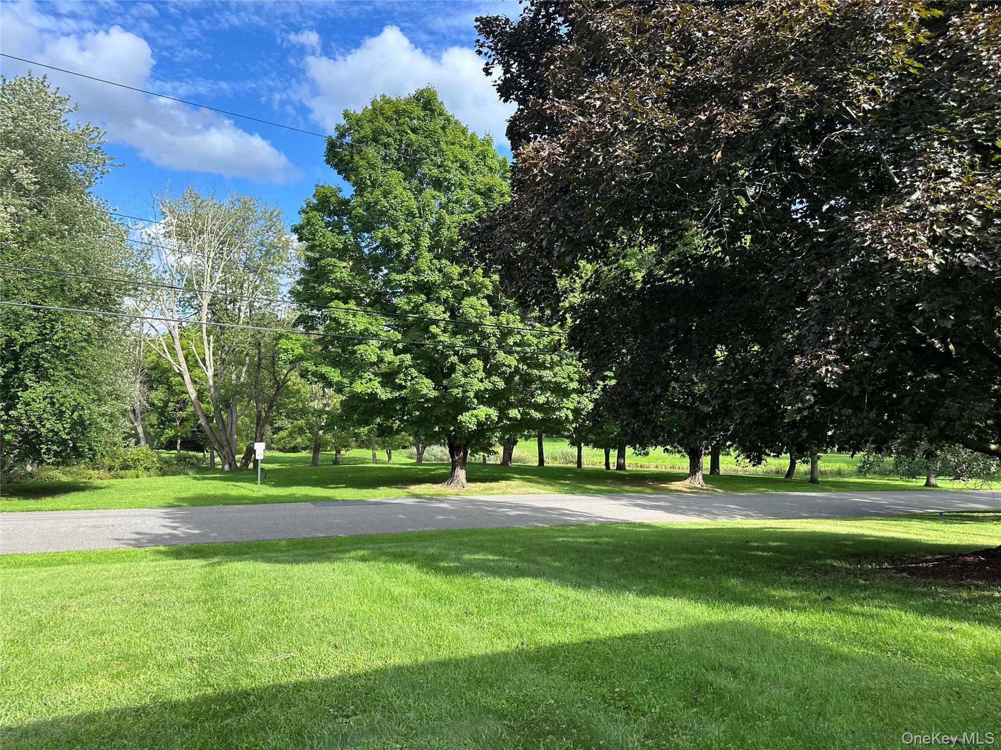 14 Pond Hill Avenue